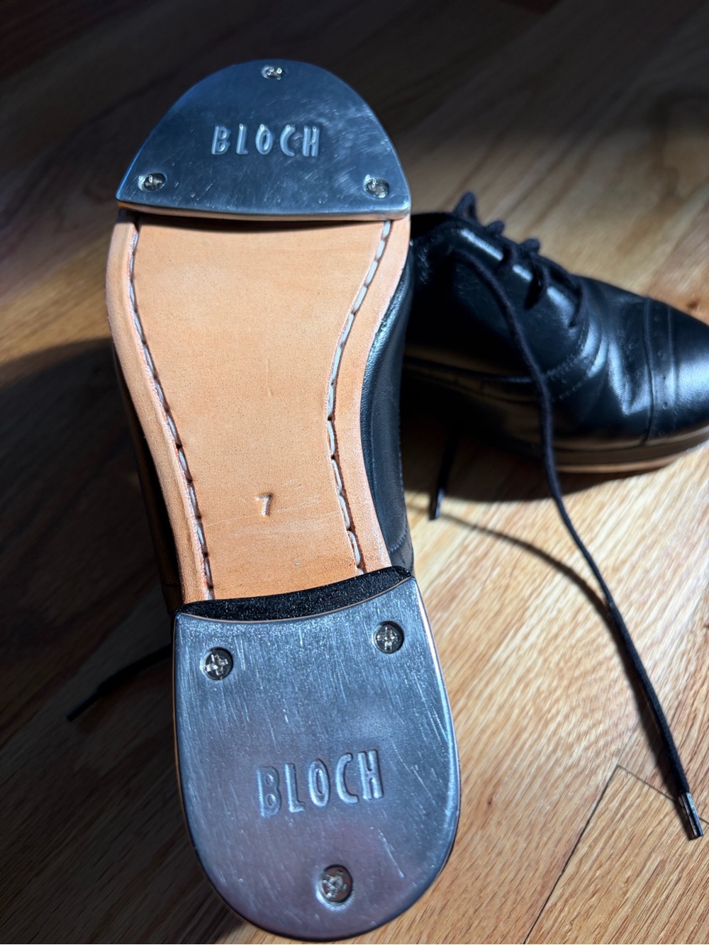 JSams Bloch Black Leather Tap Oxfords with Natural Leather Sole